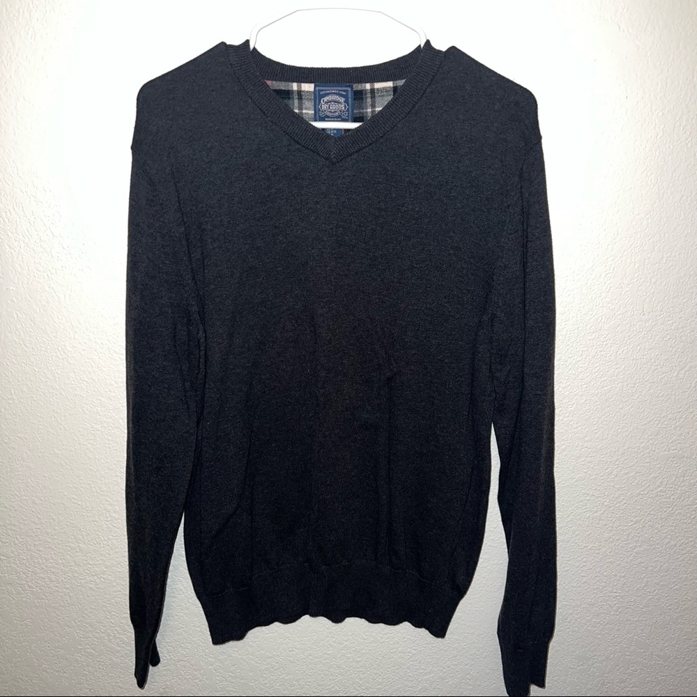 Mens large charcoal grey v-neck sweater